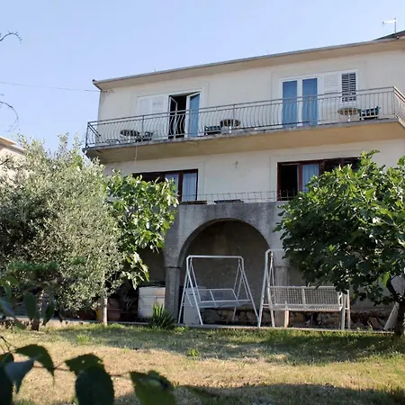 With Parking Space - 5537 Novi Vinodolski